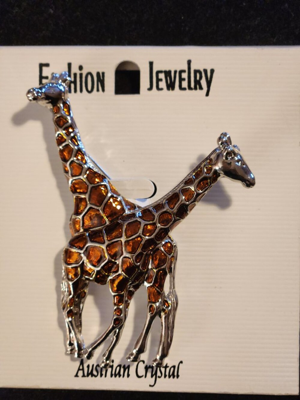 Giraffe brooch - Picture 2 of 2